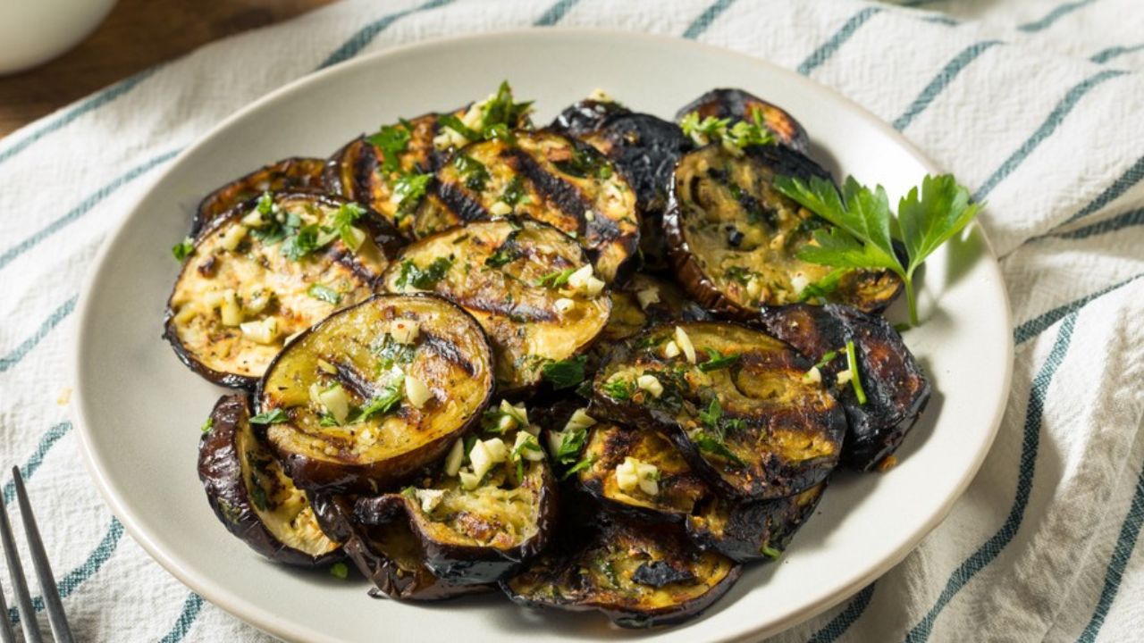 Aubergines Grillées à la Méditerranéenne