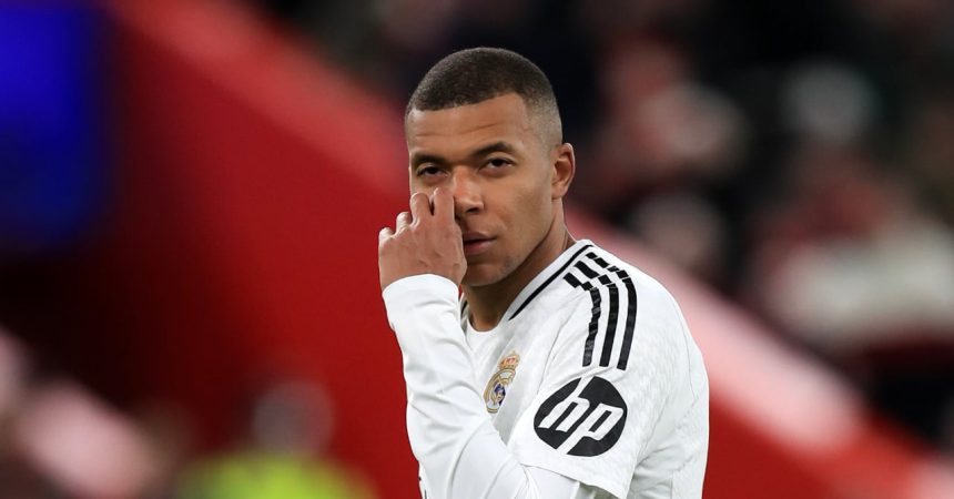 Kylian Mbappé, pépin physique
annoncé