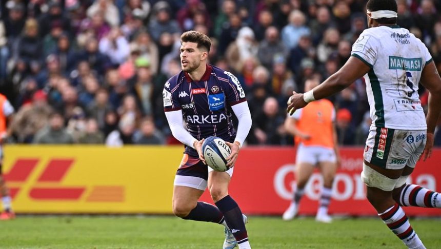 Top 14 – Matthieu Jalibert (Bordeaux-Bègles) blessé et absent jusqu’à mi-janvier