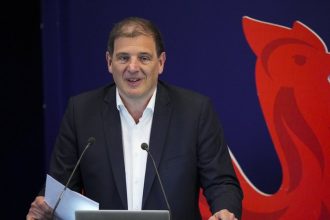 Top 14 – "Si on augmente le salary cap, c’est une déclaration de guerre" : Florian Grill (président de la FFR) monte au créneau