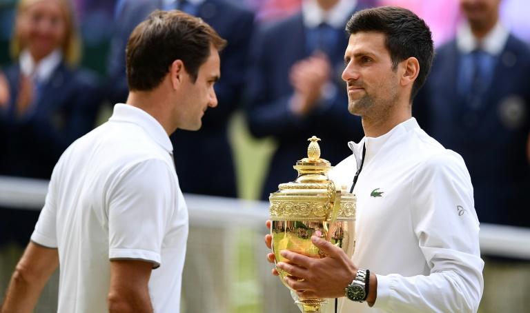 La mère de Tsitsipas : « Federer a grandi dans un pays heureux, Djokovic a dû se cacher dans un abri anti-aérien étant enfant »