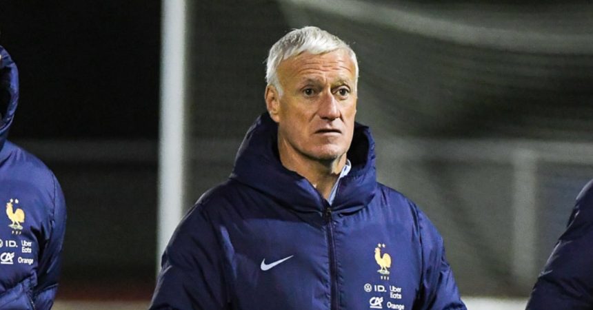 « Merci et au revoir »,
Deschamps poussé dehors par ses joueurs !