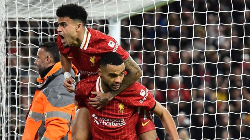 Premier League : Liverpool arrache le nul à dix contre onze, Arsenal cale face à Everton