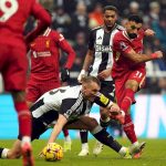 Premier League : Liverpool accroché par Newcastle dans un match fou, Chelsea solide dauphin, Manchester City se refait la cerise