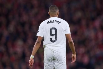 « Il s’est chié dessus »:
Mbappé, le nouveau scandale