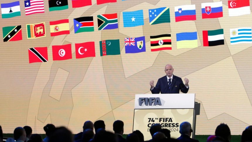 La FIFA attribue sans surprise les deux Coupes du monde 2030 et 2034