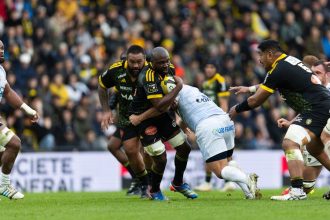 Top 14 – La Rochelle s’en sort face à Clermont au terme d’un énorme combat