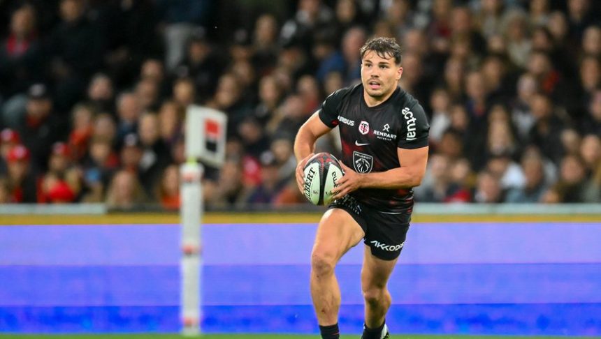 Champions Cup – Antoine Dupont (Toulouse) : "On ne veut pas voir une autre équipe soulever ce trophée à notre place"