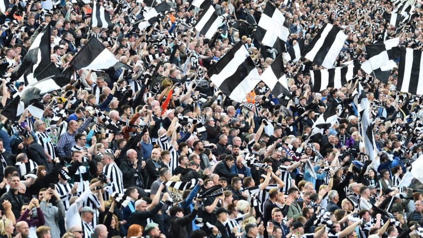 Un ancien joueur de Newcastle décède avant le match contre Manchester United