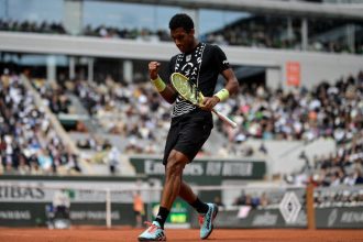 Auger-Aliassime revient sur sa collaboration avec Toni Nadal : « J’ai eu une très belle saison 2022 grâce à lui »