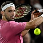 Dimitrov rejoint Lehecka en demi-finale de Brisbane grâce à l’abandon de Thompson