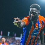 Lonsana Doumbouya, véritable rockstar en Thaïlande : «on peut réaliser quelque chose d’historique avec le Port FC»