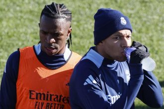 La discussion incroyable entre Kylian Mbappé et Vinicius Jr à Valence !