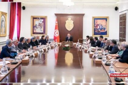 Tunisie Le Gouvernement Accélère l'Exécution des Projets Publics et Privés